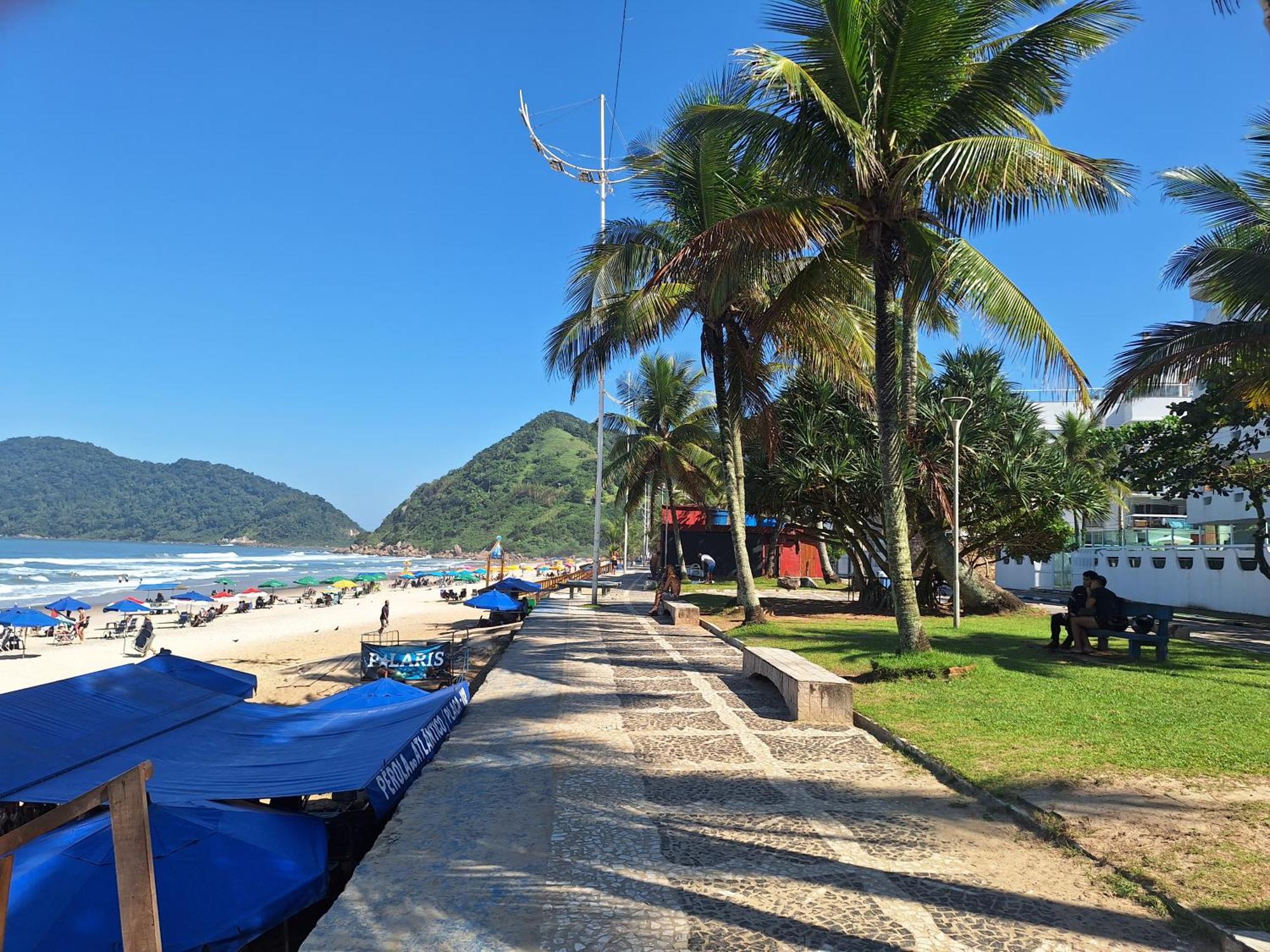 Duplex Pe Na Areia, Praia Do Tombo - Guaruja/Sp. ภายนอก รูปภาพ